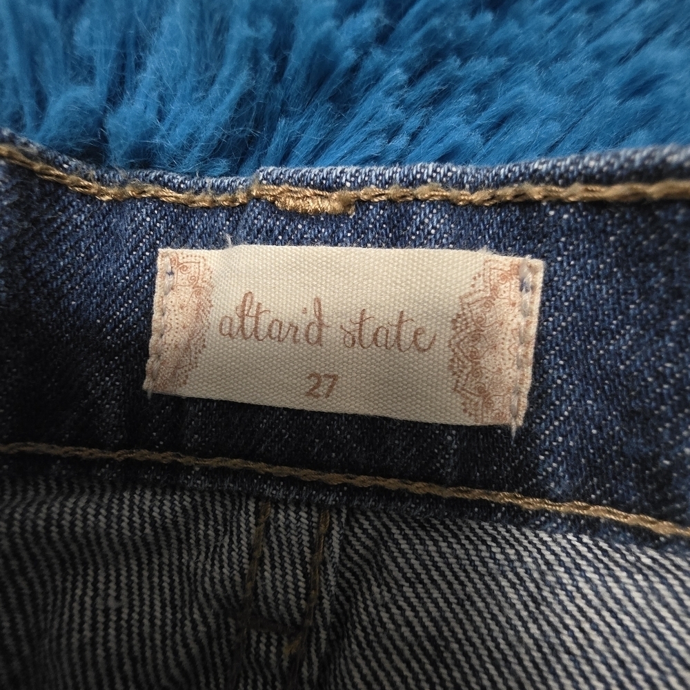 Altar'd State Distressed Flare Blue Jeans Size 27 - Picture 10 of 11